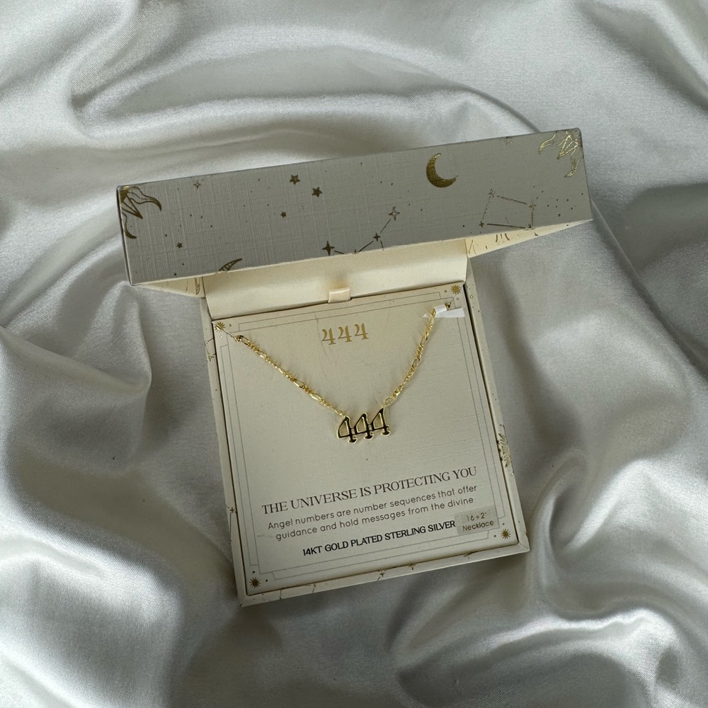 444 Trendy Necklace 💕